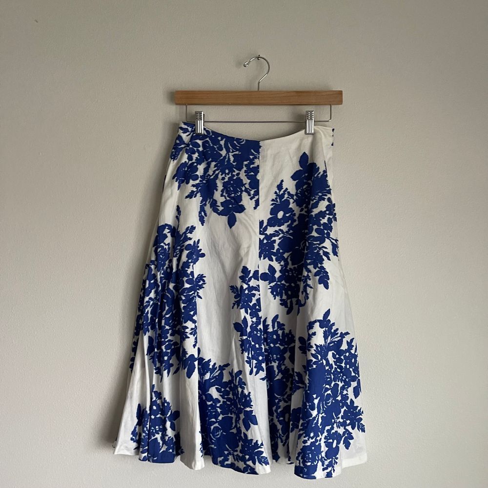 Vintage 90s Gap Floral Cotton A-line Midi Skirt - Picture 2 of 10